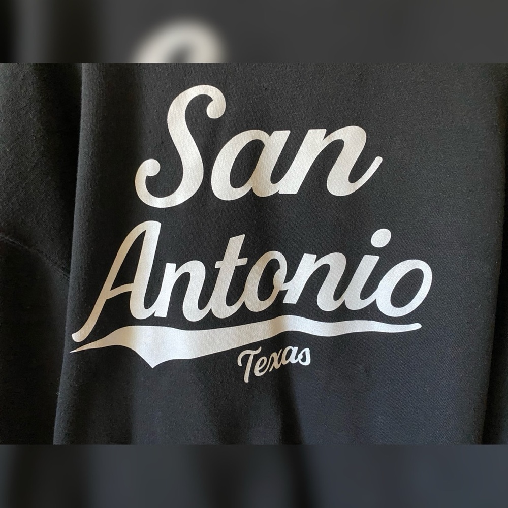 San Antonio Texas Black Hoodie - Picture 3 of 4